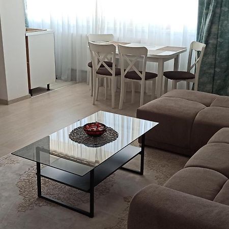 Ferienwohnung Apartament Mony- Mamaia Nord Năvodari Exterior foto